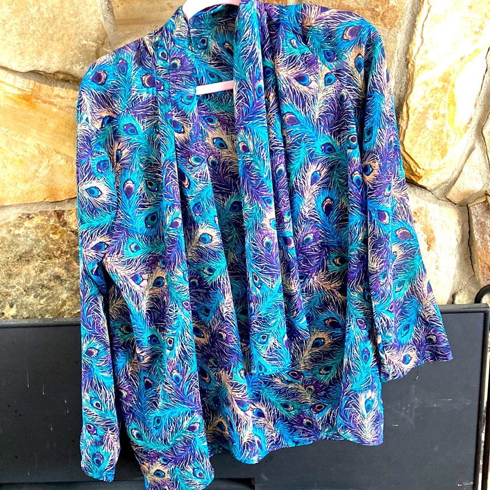 Long sleeve jacket: wrap peacock size XL very artsy fun creative and cool